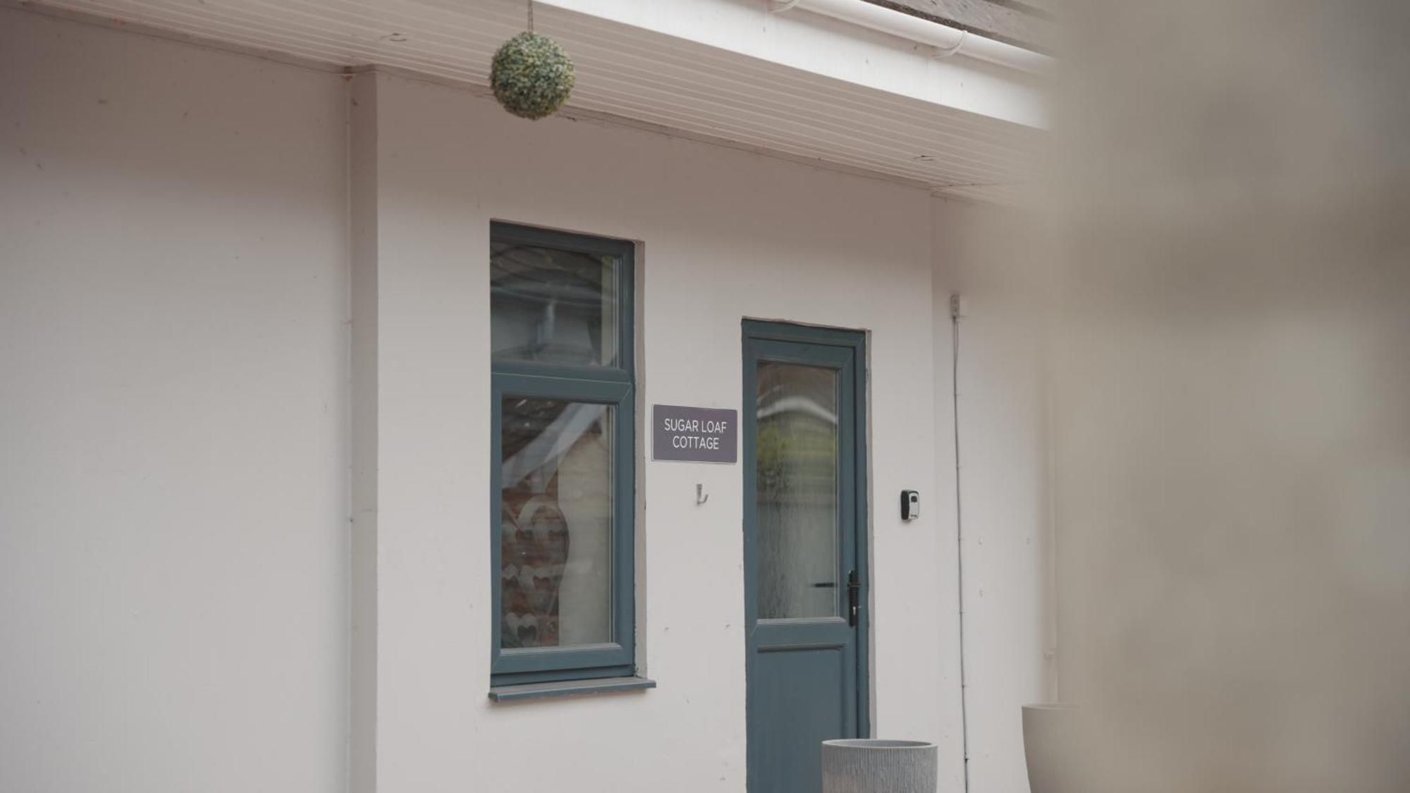 Pen-Y-Worlod Cottages Abergavenny Extérieur photo