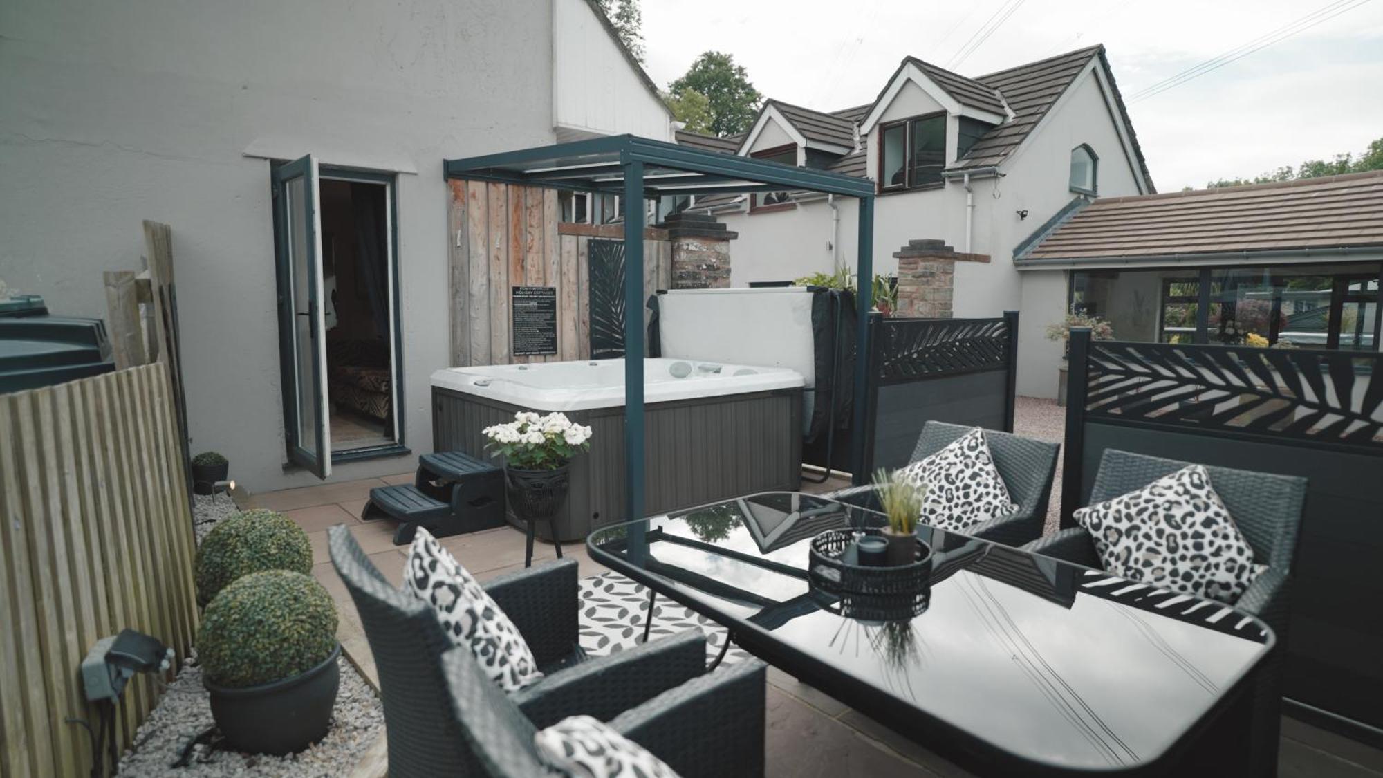 Pen-Y-Worlod Cottages Abergavenny Extérieur photo